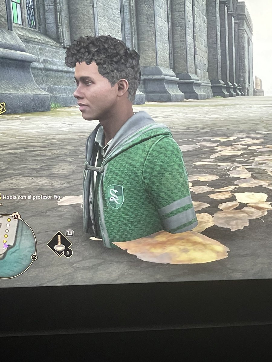 oscaret2's tweet photo. Hola @WBGamesSpain @warnergame @PlayStation_LA mi juego de bugeo y no puedo salir de acá, ni siquiera cargando la partida de nuevo. Ni Pokémon se atrevió a tanto https://t.co/n8KbIyNAmF