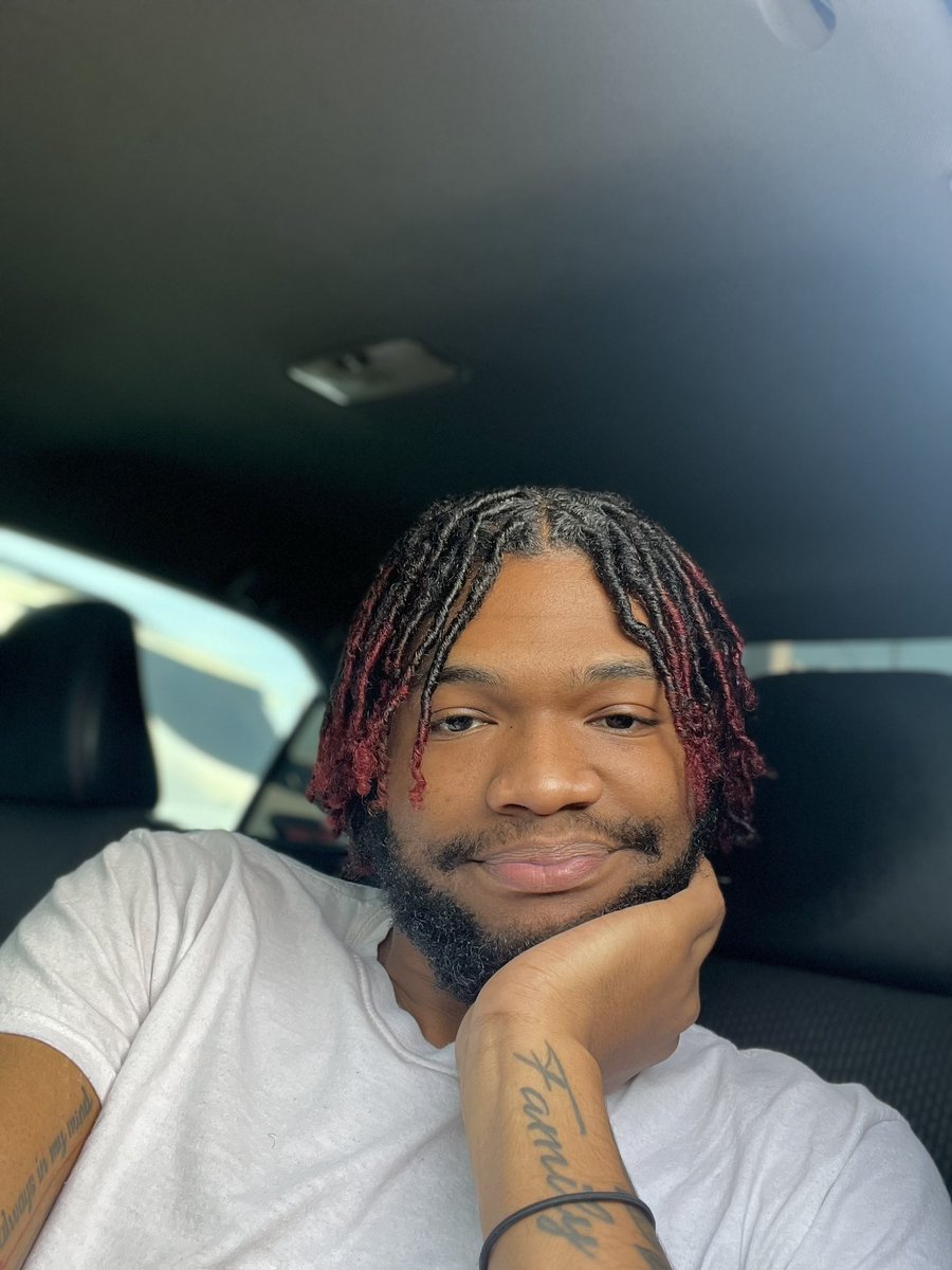Jayyken21's tweet photo. In my natural era 🧘🏽‍♂️. https://t.co/trrV4zZJDK