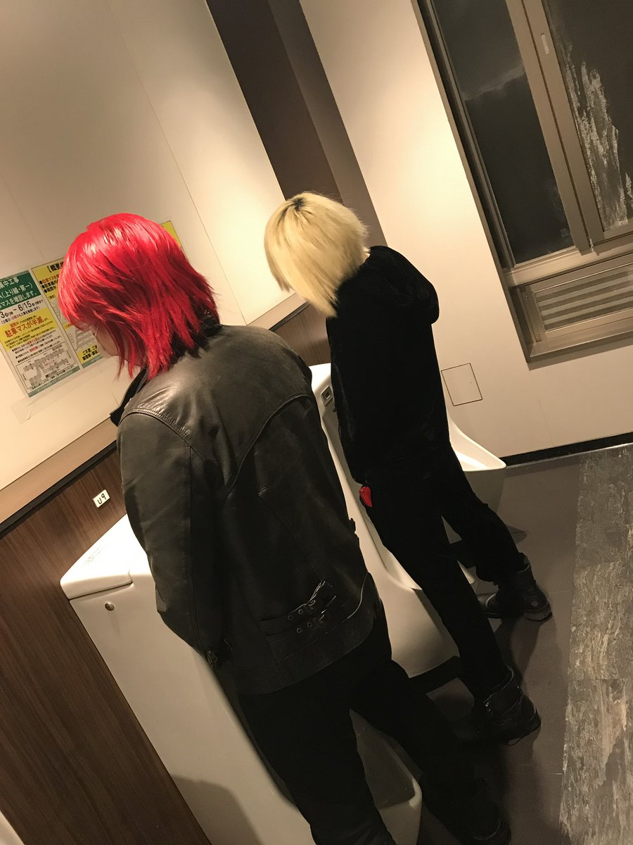 keisuke_dvlf's tweet photo. 太輝誕生日おめでとうございました。
昔の写真見返してたら懐かしいの見つけました。

なんで太輝移動してるんや https://t.co/IIeEsG0jUM