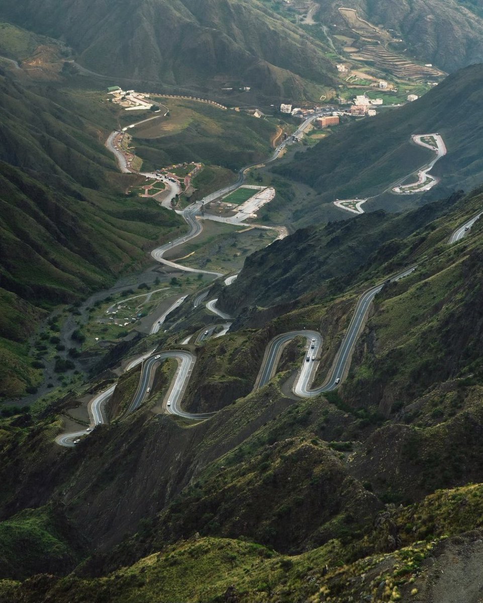 it_saudia's tweet photo. Saudi mountains 🇸🇦⛰ https://t.co/0qzrlEGaC3