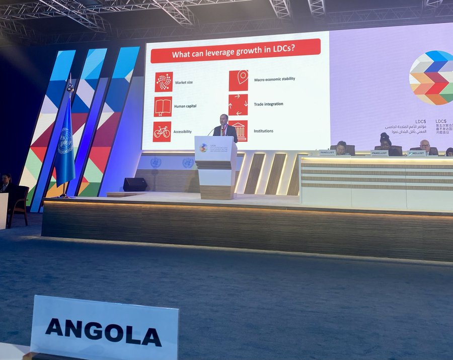 rodriguez_pose's tweet photo. Proud to have given the only keynote by an academic at @UN #LDC5 in #Doha. 
My talk was in a session on "Structural Transformation as a Driver of Prosperity", co-chaired by @PresidentBio, President of #SierraLeone, &amp; Narayan Kaji Shrestha Prakash, Deputy Prime Minister of #Nepal. https://t.co/31w0i4RGGd