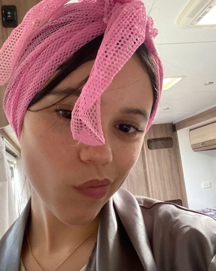 wendsstan's tweet photo. •jenna ortega as material girlfriend para limpar a sua tml de tanta toxidade• https://t.co/4ekLXxHEv5
