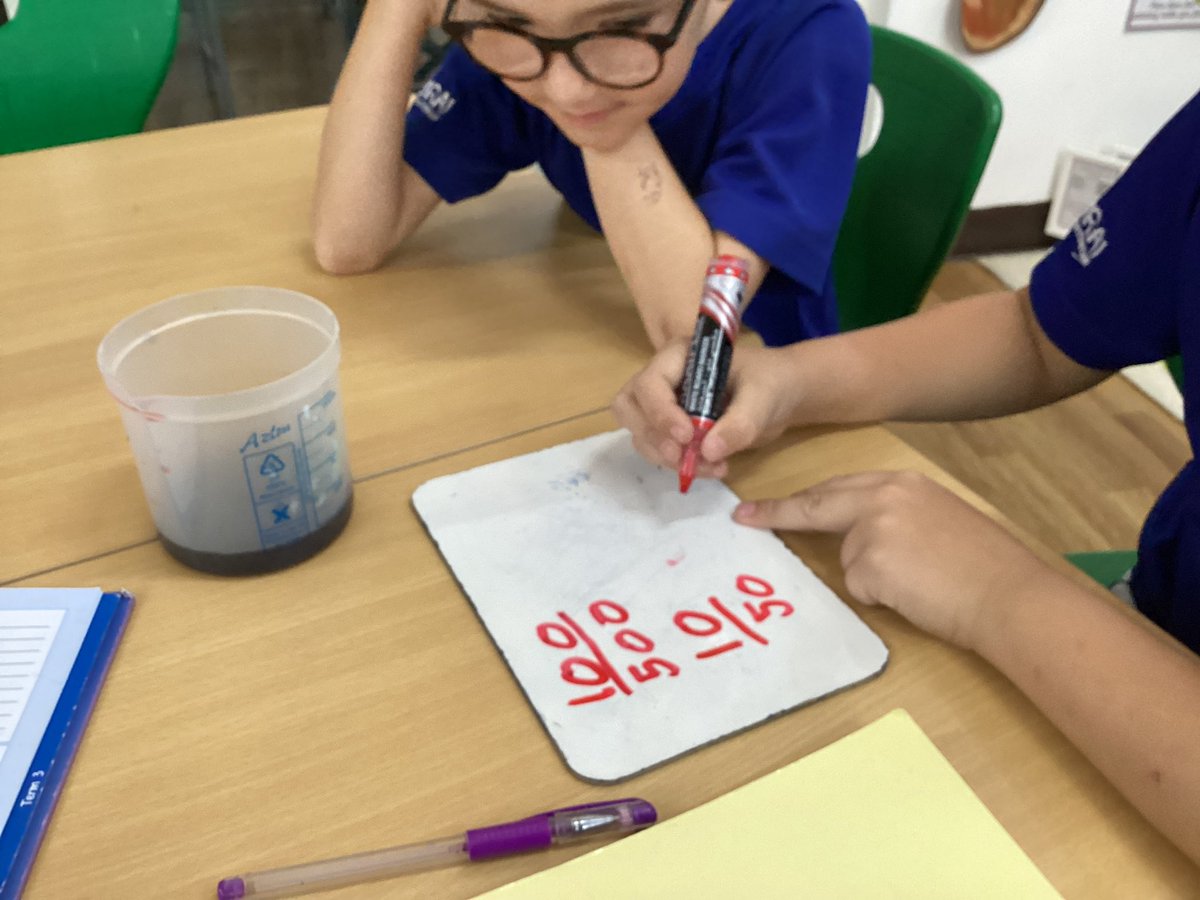 JESSjumeirahYR3's tweet photo. Year 3 are finding fractions of scales this morning! #JESSJumMaths #JESSJumRealLifeLearning @WhiteRoseEd https://t.co/OUMkFMludZ