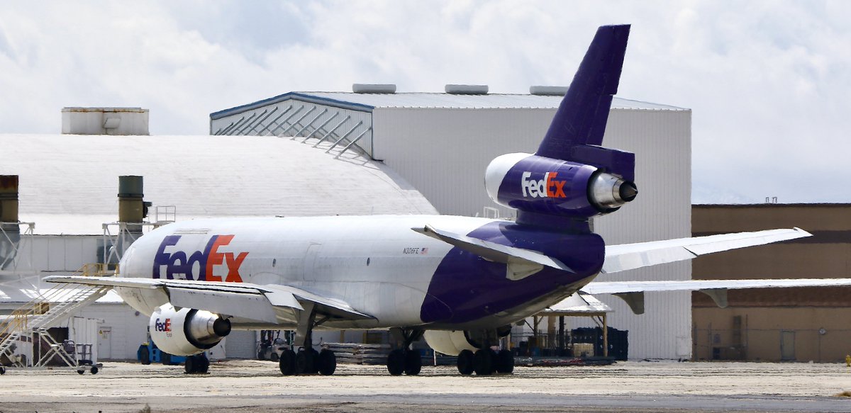 ShorealoneFilms's tweet image. This particular #FedEX #DC10 seen at #VCV N306FE, was involved in a major incident 7 Apr 1994 en route MEM-SJC  when a dead-heading FedEx employee (unsuccessfully) attempted to hijack the aircraft. 03-06-23