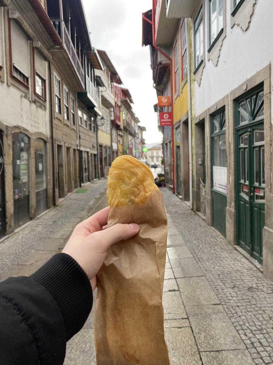 Um Pastel de Chaves por dia não sabe o bem que lhe fazia