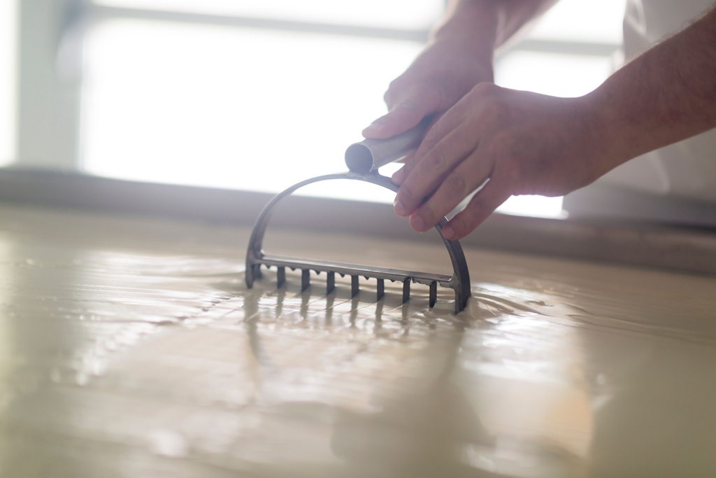 During the make, our Gorwydd curds need to be cut a lot bigger than the Pitchfork curds to retain more moisture. We actually cut them by hand to get the perfect shape!

#awardwinningproduce 
#specialitydairy 
#rawmilkcheese 
#rawmilkdairy
#caerphilly