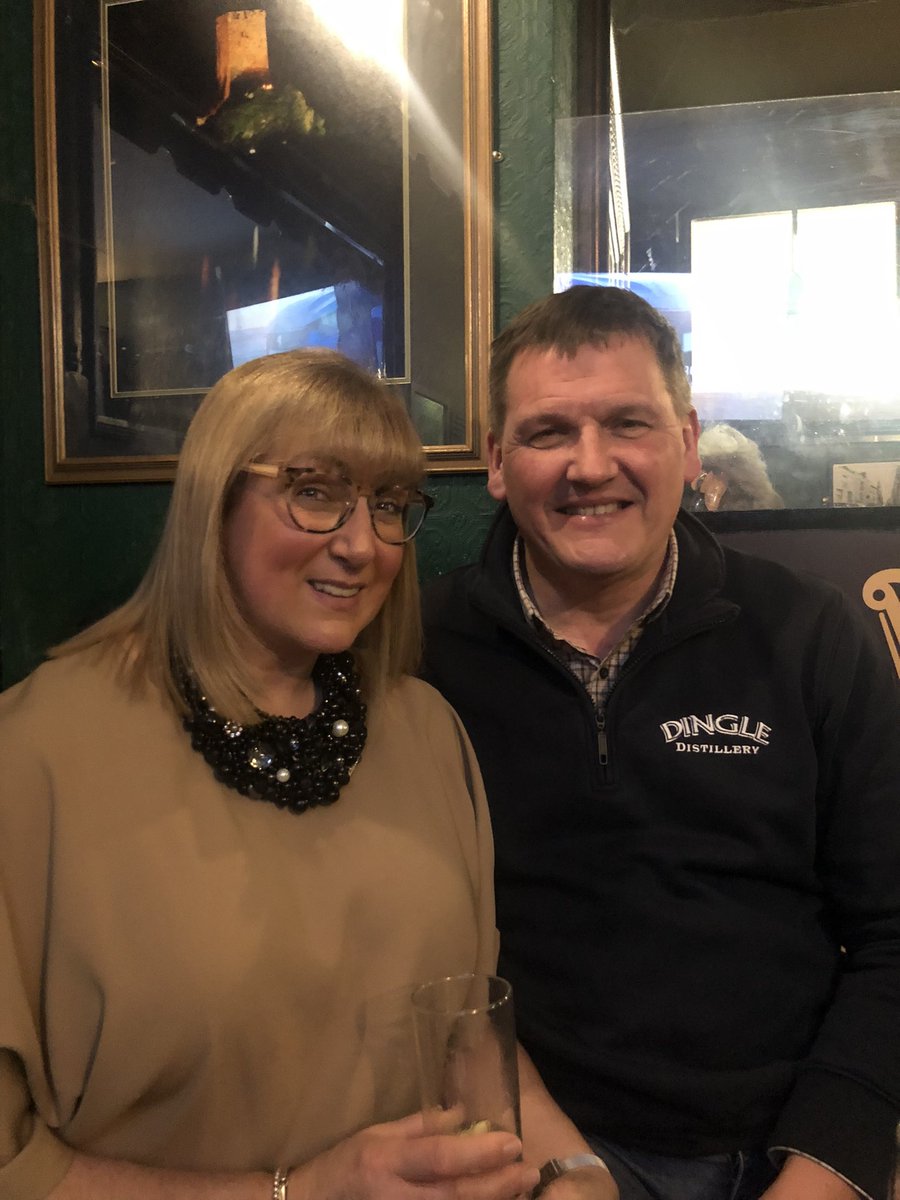 Many years ago when I attended @Tweetinggoddess #twitter workshop in Dublin I never realised I would meet such amazing people #dingle @Graham__Coull @Fay_Coull @DingleWhiskey #friendship #connections #twittermagic #gin