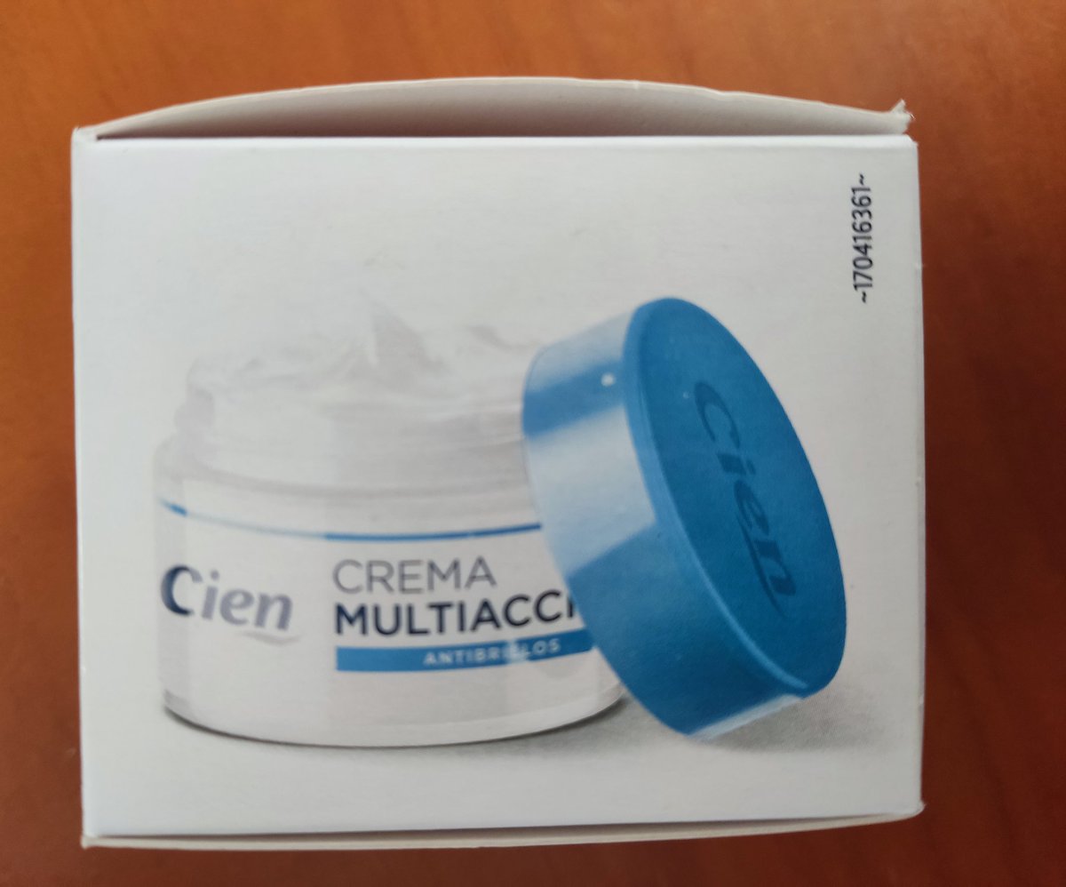 Si no queréis tener la cara hecha un cristo y llena de pelotillas de grasa y mierd*, no compréis esta crema para pieles grasas y acneicas de <a href="/lidlespana/">Lidl España</a> 
De verdad, es tirar el dinero.
#cremapielgrasa #acne #skincare #skincareproducts #pielgrasa #cremaslidl #lidlespaña