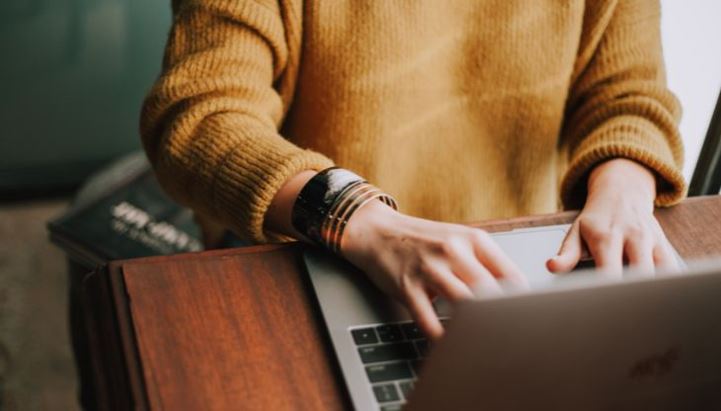 Inthera_Tweet's tweet photo. Nuovo studio Reply sull'omnicanale iper-personalizzata e decentralizzata: scopri come i brand stanno trasformando l'esperienza digitale dei loro clienti. 

https://t.co/yNmNFfXKwn 

#DigitalExperience #Omnicanale #Personalizzazione #ReplyConsulting #Inthera https://t.co/vTorzFp0YJ