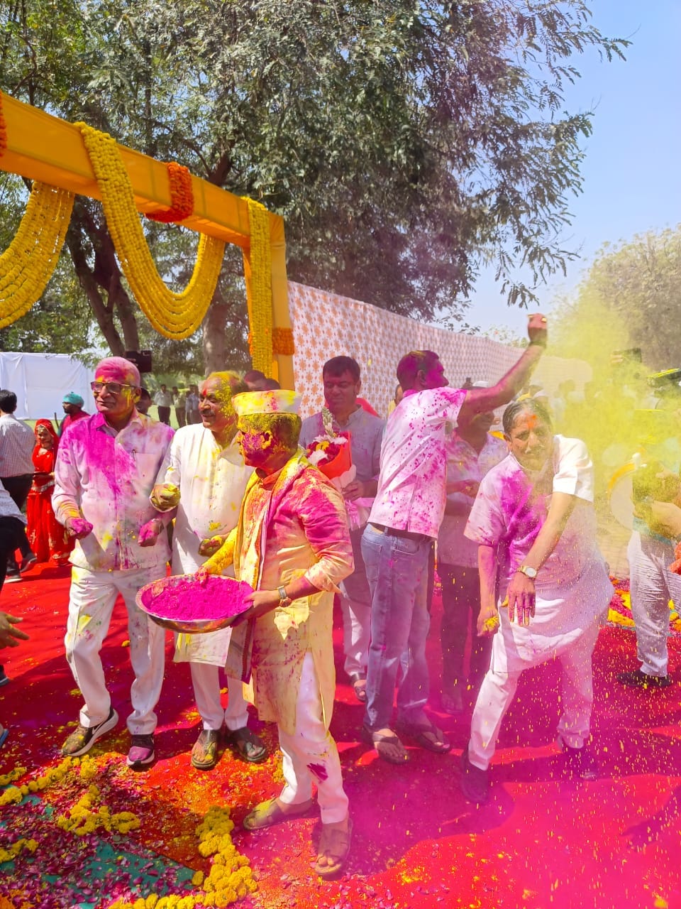 Gujarat legislators play Holi in assembly complex lawn; Congress MLAs absent