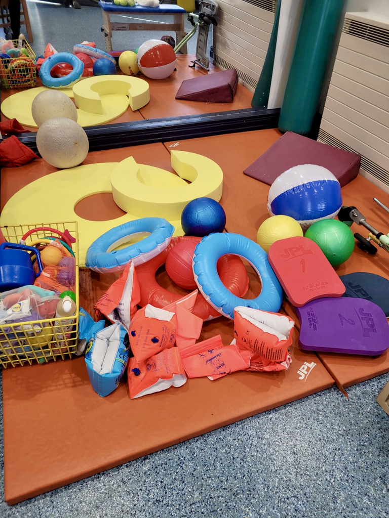 SeftonPTOT's tweet image. The @seftonPTOT Rowan Park physio staff are looking forward to their next hydrotherapy session tomorrow, as they have lots of new equipment to use! #funinthepool #CommunityPhysio