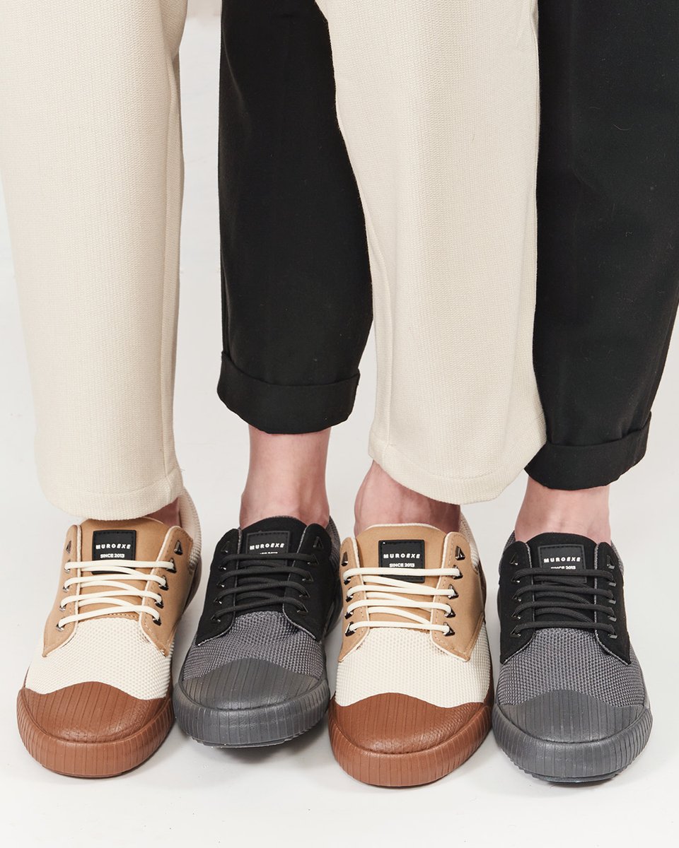 Ara Pion > Un modelo versátil con inspiración del clásico Oxford pero con las mejoras técnicas que puede ofrecer una sneaker. 

Ya disponible.  
➡️muroexe.com 

#DOTHEFUTURE #SS23 #AraPion