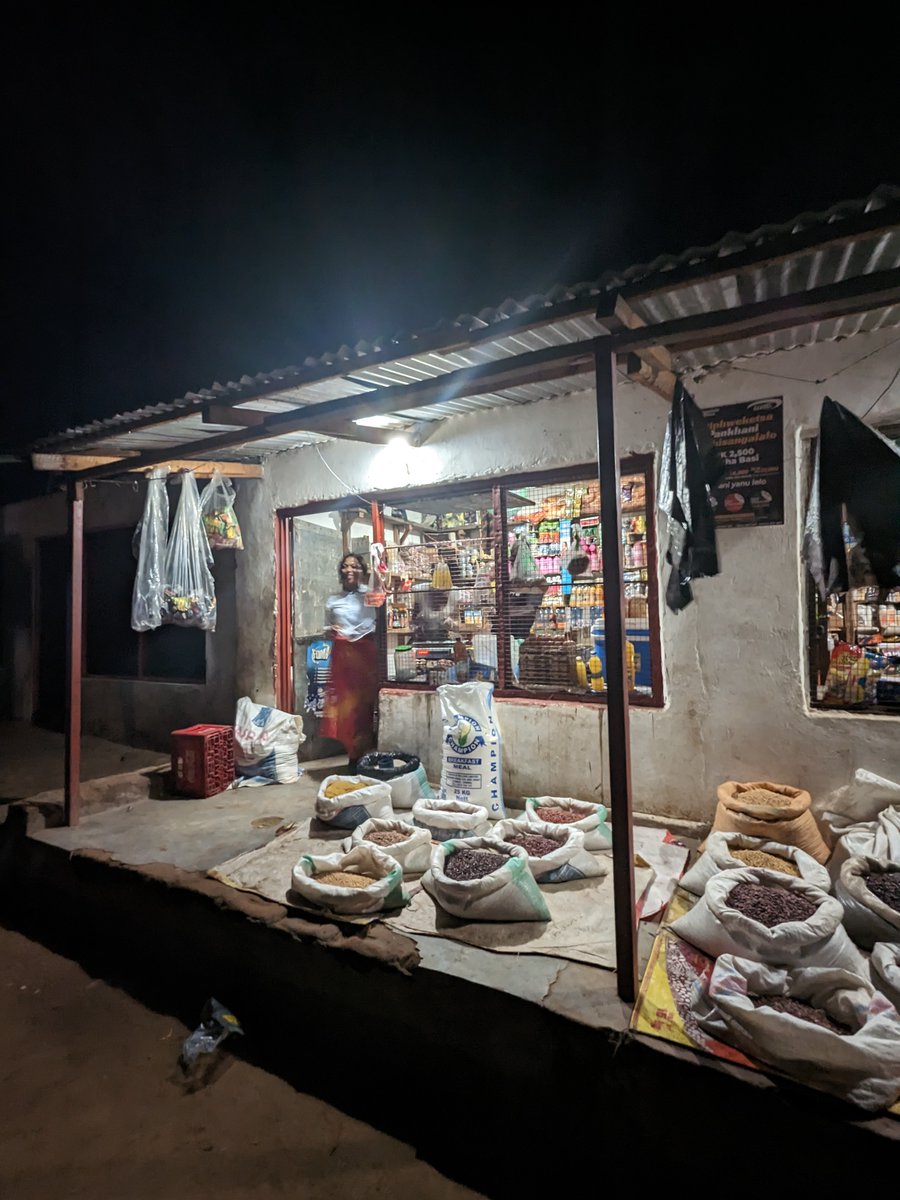 We are supporting a new project with @SolarAird to bring solar energy to the poorest communities in rural Malawi. Light a Village was successfully piloted in 2022 in 500 homes in the Traditional Authority, Kasakula, Ntchisi District, Malawi. #solarenergy