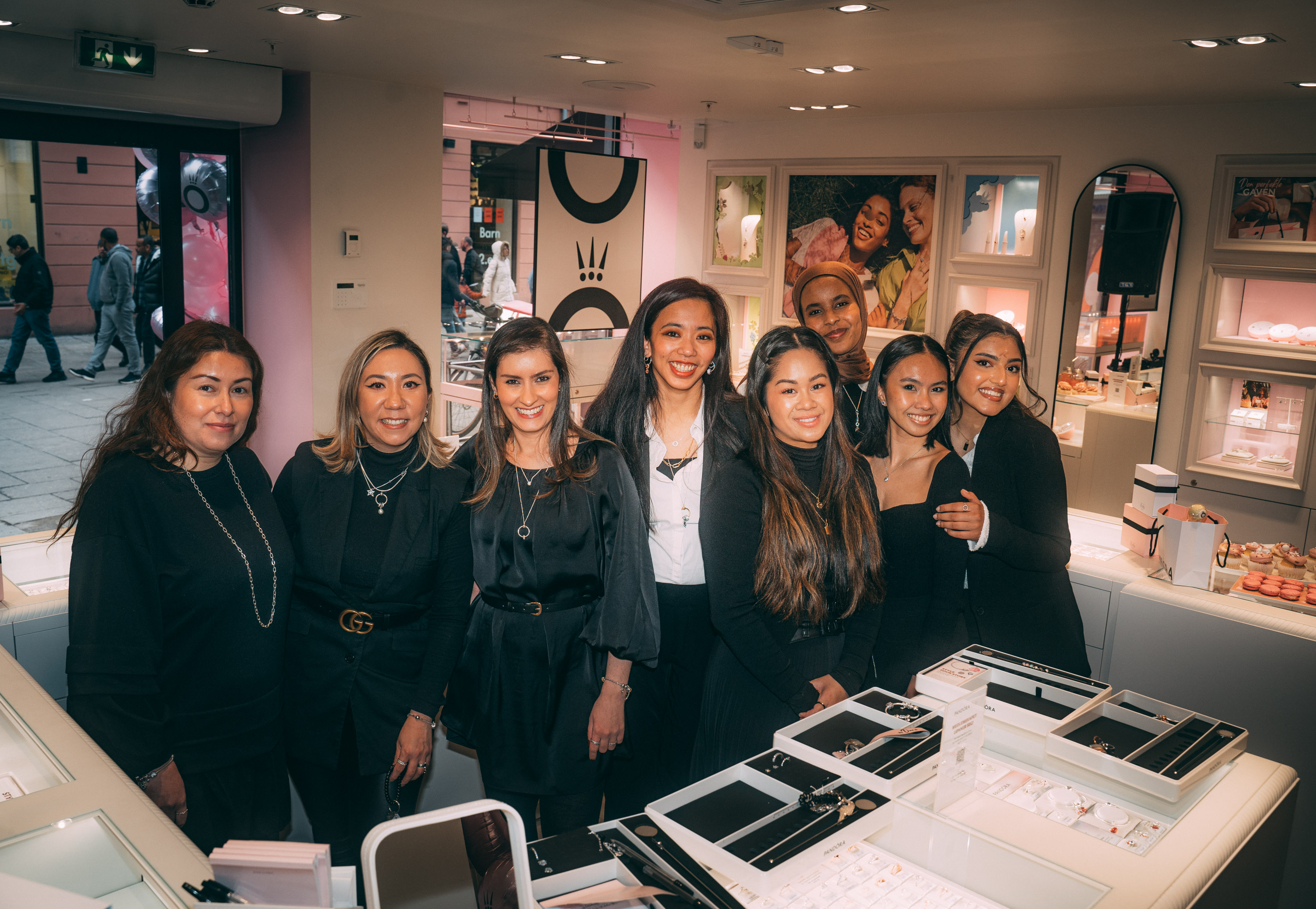 Pandora Group on X