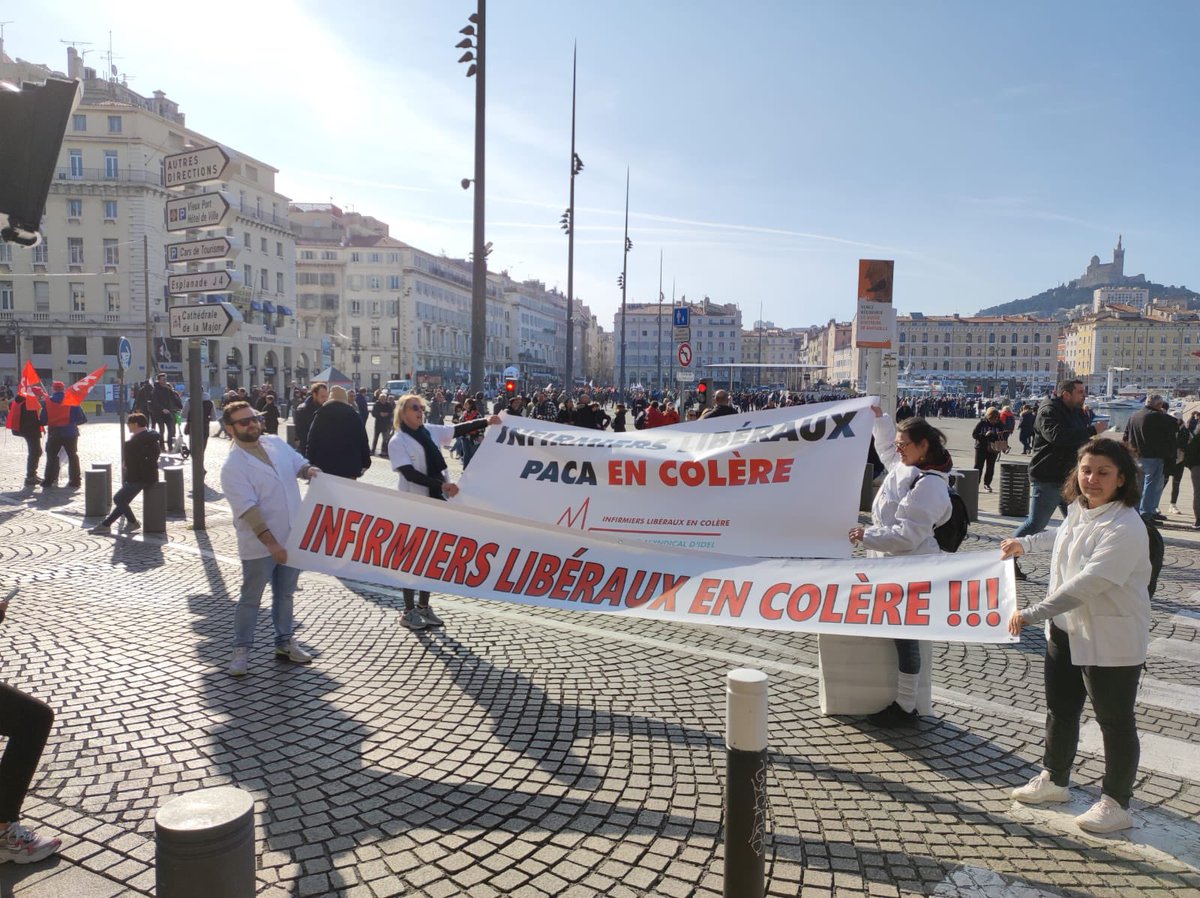 CannatG's tweet photo. @Idelencolere @EmmanuelMacron @Mediapart @ThomasFatome @olivierveran @stephanie_rist @FrcsBraun @canardenchaine #infirmiersliberauxencolere #infirmiersliberauxmeprises https://t.co/sPF2cNALFC