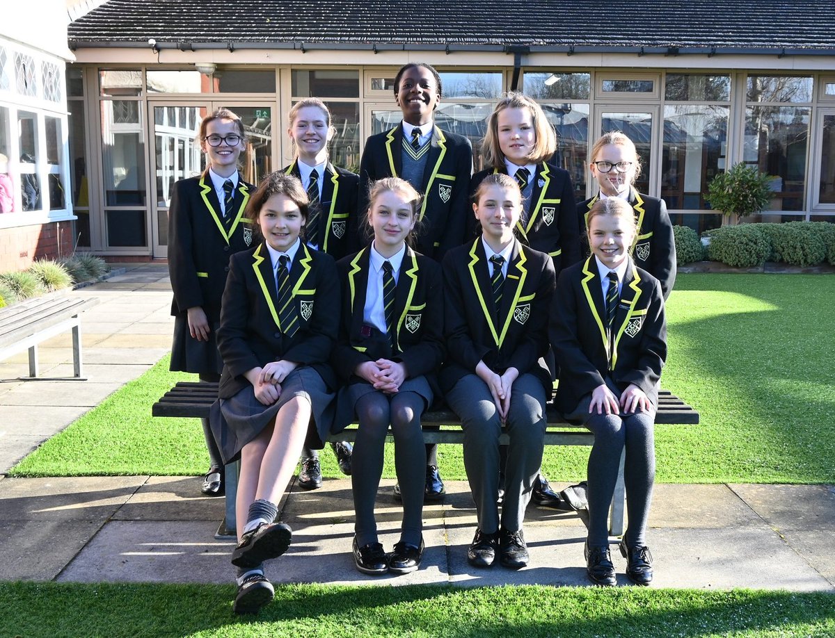 sportatsgs's tweet photo. In the Under 11 Greater Manchester #Hockey Finals, the Junior School girls showed how well they are progressing as they claimed second place in a tough competition involving Withington Girls' School and Cheadle Hulme School.
#SGSInspires #SGSSport #SGSConfidence #SGSOpportunity https://t.co/gPANbidLqV