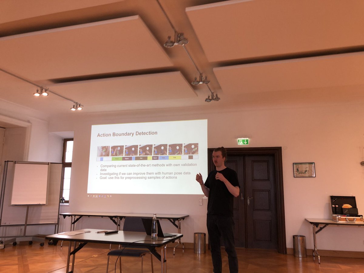 <a href="/JanLeusmann/">Jan Leusmann</a> is talking about his technical approach to create curious robots that learn proactively by interaction <a href="/mimuc/">LMU Media Informatics Group</a>