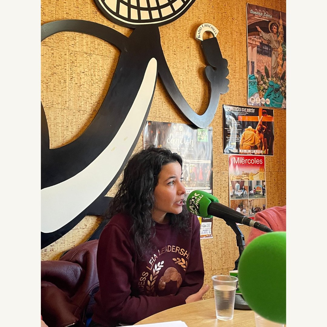 Con motivo del 8 de Marzo "DÍA INTERNACIONAL DE LA MUJER" nos hemos desplazado hasta Radio Chinchilla para dialogar sobre la mujer y la discapacidad.