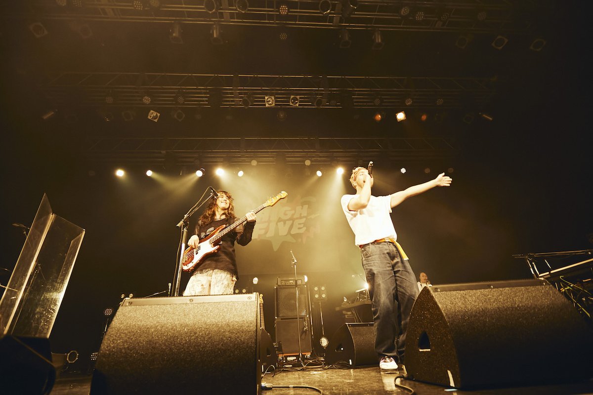 spice_mu's tweet photo. BREIMENとKroiが3年ぶりに共演　リスペクトを示し合った『HIGH FIVE 2023』東京公演のオフィシャルレポート到着

#BREIMEN #Kroi https://t.co/a4vFhiFjYo https://t.co/Lsa8PBSJIC