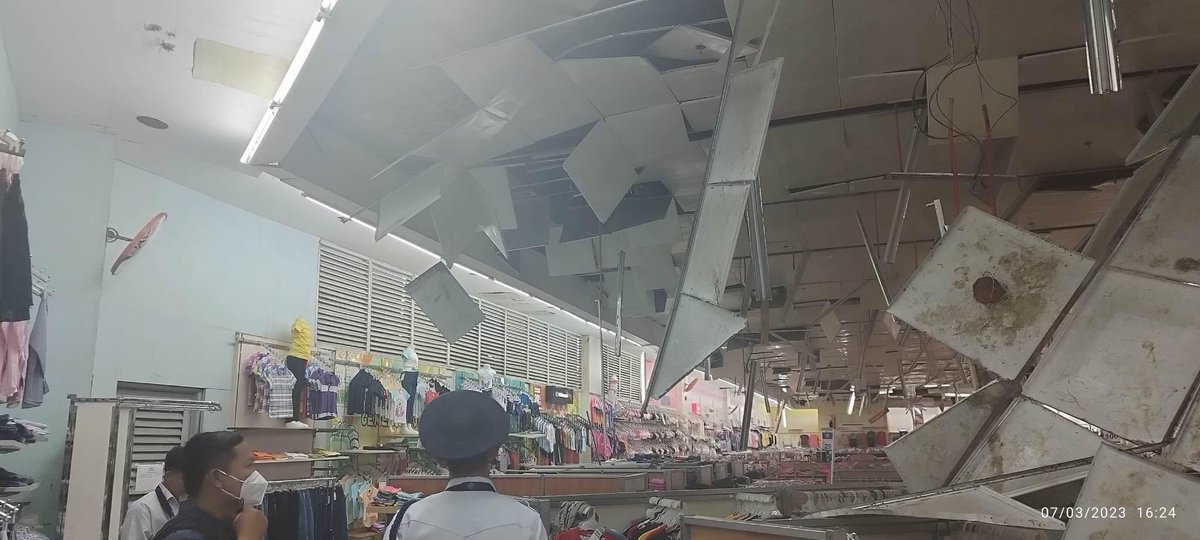LOOK: Situation inside a mall in Tagum City, Davao del Norte, after the series of earthquakes that struck New Bataan, Davao de Oro, Tuesday afternoon. 📸: PDRMMC DavNor @ABSCBNNews