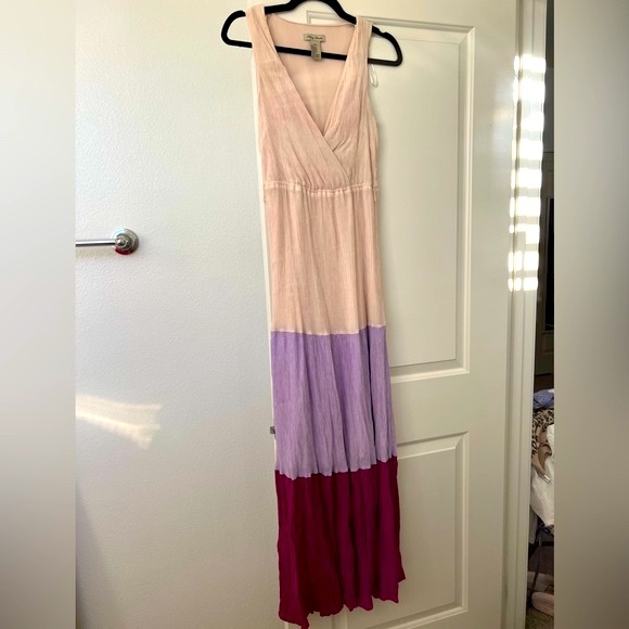Joy2the11673933's tweet photo. So good I had to share! Check out all the items I'm loving on @Poshmarkapp #poshmark #fashion #style #shopmycloset #gennaro #anthropologie #flyingtomato: https://t.co/7fCTxiB1xB https://t.co/4cZsrxJP0l