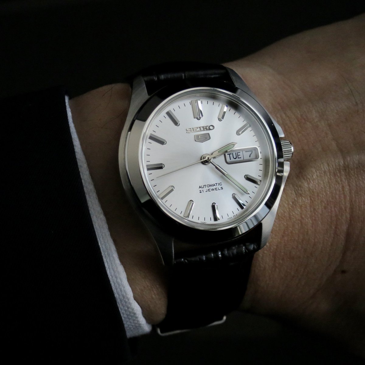 vintagebutsmart's tweet photo. Seiko SNKK87 paired with Sony wena3 
.
.
#seikosnkk87 
#snkk87 
#wena3
#seiko5
#seikosnk https://t.co/Wr2uyq1SD1