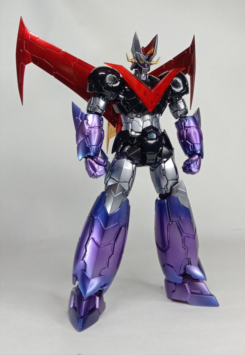 evoru_shawn's tweet photo. DASH! DASH!DADADADANN!
HG Great Mazinger Infinitism Metallic colors
Color used:
Gaianotes Pearl Silver
Gaianotes Star Bright Gold 
Gaianotes Orange Yellow
Skull Colors Jet Black Gloss
Skull colors Clear Red
MrHobby GX Deep Clear Violet
MrHobby GX Clear Blue
MrHobby EX Clear Gloss https://t.co/Ij16AzmfoD