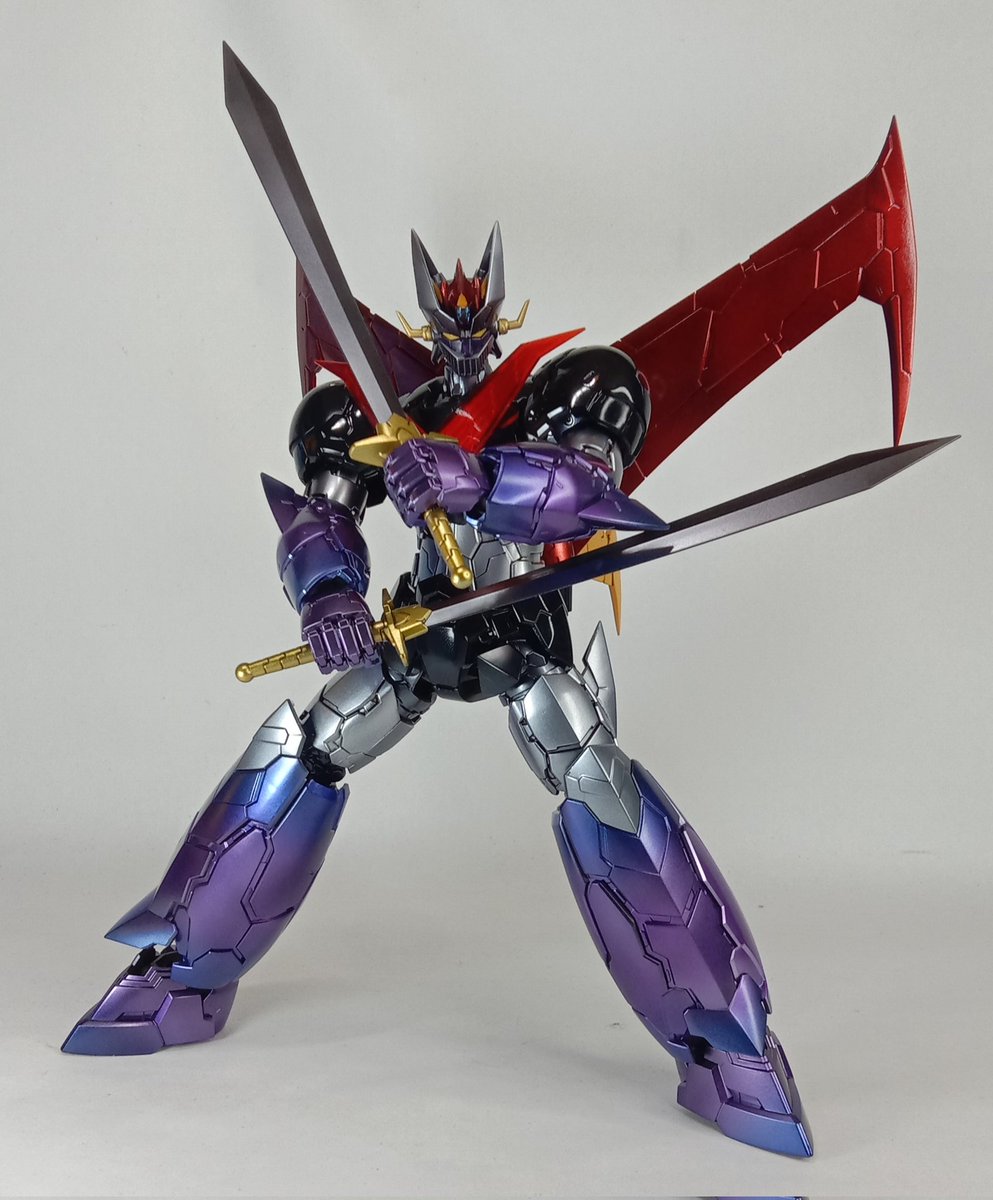 evoru_shawn's tweet photo. DASH! DASH!DADADADANN!
HG Great Mazinger Infinitism Metallic colors
Color used:
Gaianotes Pearl Silver
Gaianotes Star Bright Gold 
Gaianotes Orange Yellow
Skull Colors Jet Black Gloss
Skull colors Clear Red
MrHobby GX Deep Clear Violet
MrHobby GX Clear Blue
MrHobby EX Clear Gloss https://t.co/Ij16AzmfoD