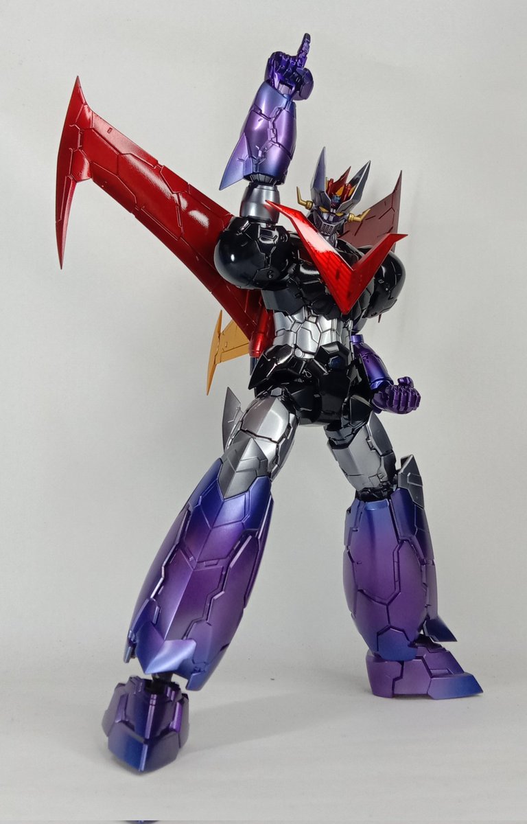 evoru_shawn's tweet photo. DASH! DASH!DADADADANN!
HG Great Mazinger Infinitism Metallic colors
Color used:
Gaianotes Pearl Silver
Gaianotes Star Bright Gold 
Gaianotes Orange Yellow
Skull Colors Jet Black Gloss
Skull colors Clear Red
MrHobby GX Deep Clear Violet
MrHobby GX Clear Blue
MrHobby EX Clear Gloss https://t.co/Ij16AzmfoD