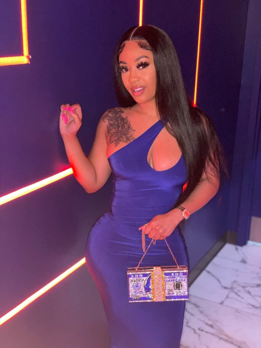 Guess who onlyfans is currently free?  https://t.co/7FzedRuC22 https://t.co/jPzw5hQ1Nj<a href="/tag/onlyfans"class="tags"><span>#onlyfans</span></a>