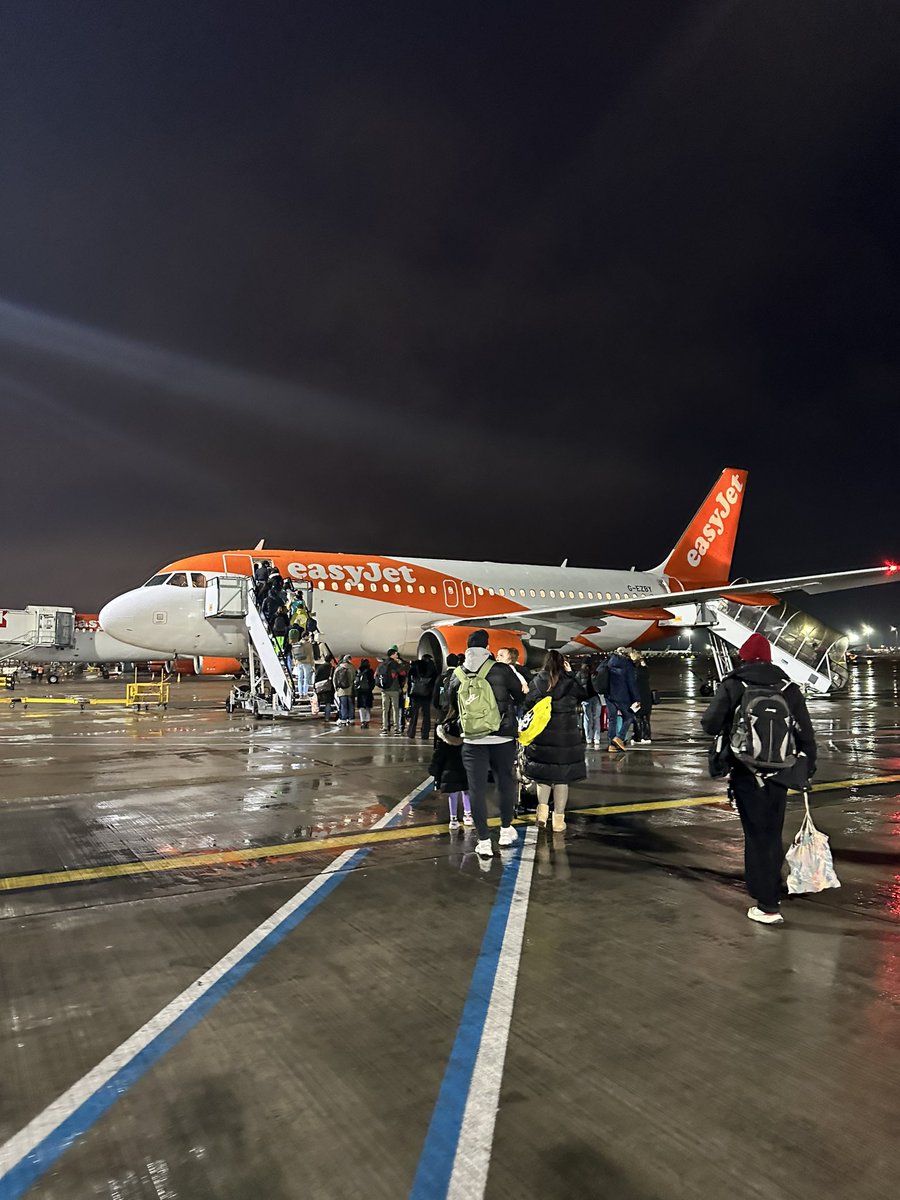 zRvkk 🌪️ tweet media