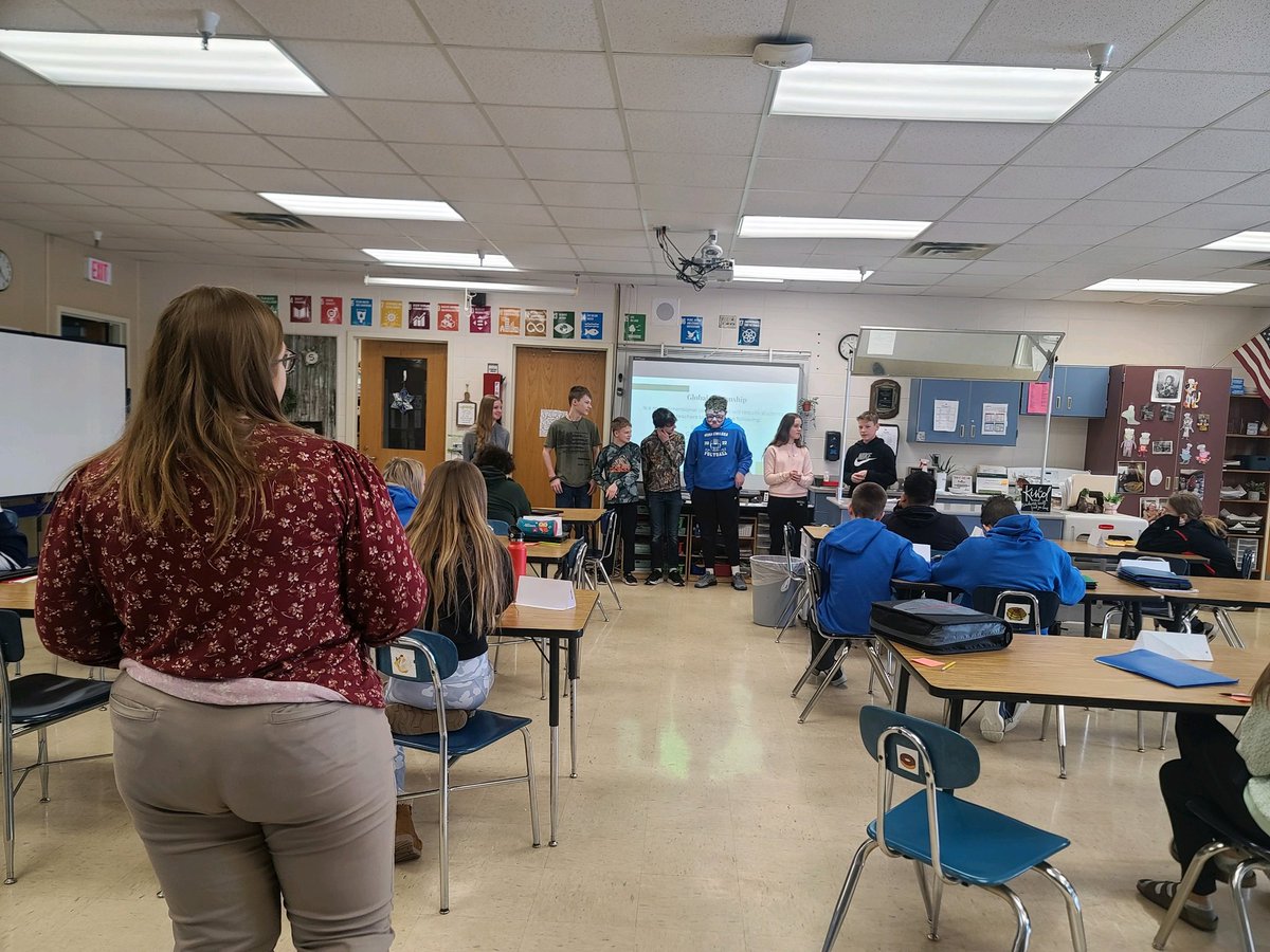 Emily Jay tweet media