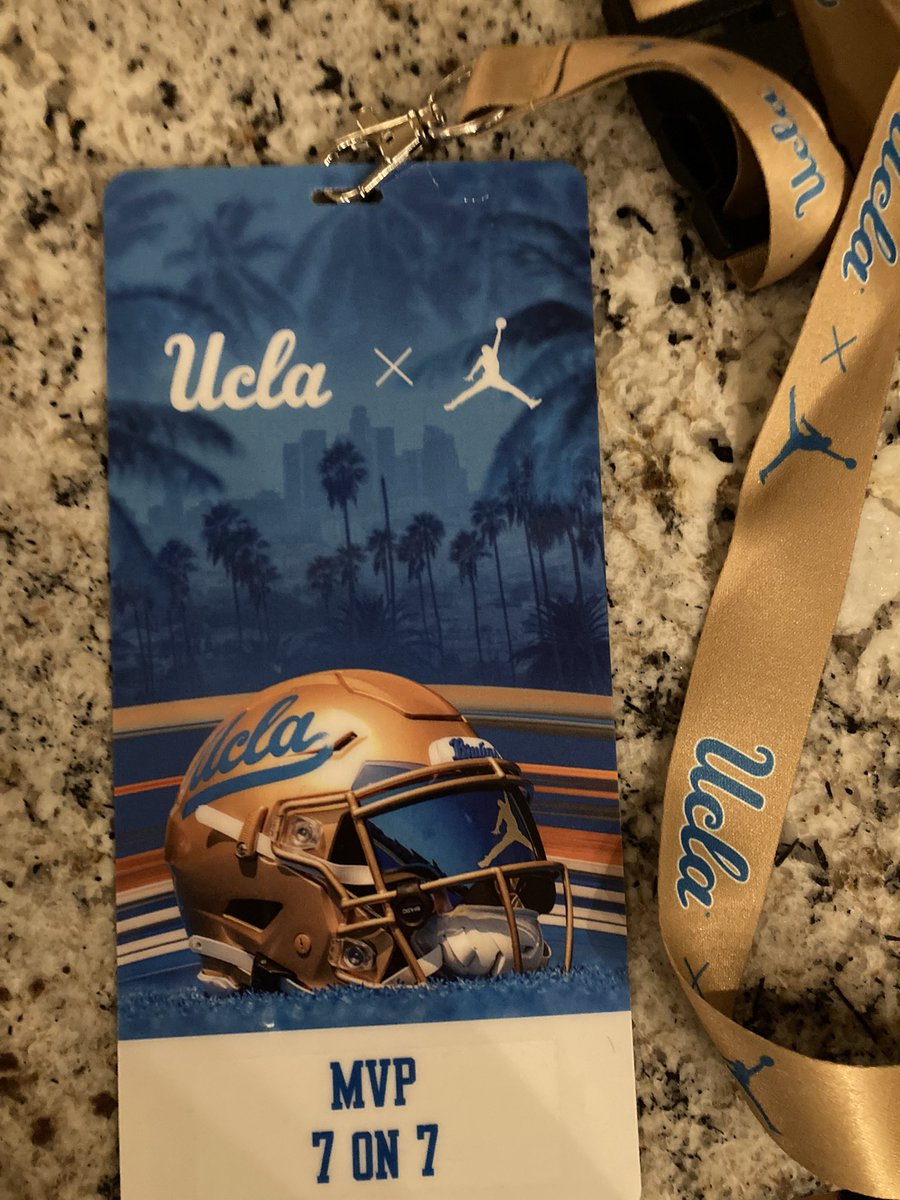 BrandonT_4's tweet photo. Thank you @UCLAFootball for the amazing visit. What an awesome facility they got. Thank you @AustinFurgatch_  for showing us around the campus! 🟡🔵 @mvp7on7 @WillametteHSFB https://t.co/T0IopM0cpL
