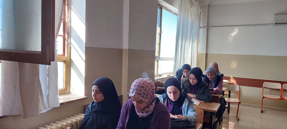 Süleymaniye Kız AİHL Okuyor
#urfaokuyor
<a href="/UrfaValiligi/">T.C. ŞANLIURFA VALİLİĞİ</a>
<a href="/sanliurfammem63/">Şanlıurfa İl Milli Eğitim Müdürlüğü</a>
@Haliliye_Kym
<a href="/HaliliyeMem/">Haliliye İlçe Milli Eğitim Müdürlüğü</a>