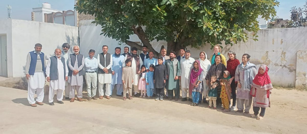 BaelaJamil's tweet photo. 10 lessons learnt during #ADecadeofLearning by @fcdo in Pakistan @JudithHerbertson, the building blocks for transforming education! Villages &
neighbourhoods need urgent & collective action! 200children 2 be enrolled &500 learning acceleration in #SadreJadeed @KPESED @itacecorg https://t.co/La8q7VxXIr