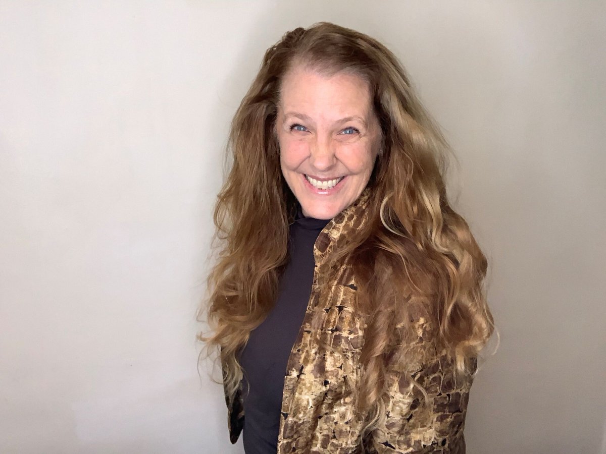 cynthialarson's tweet photo. RealityShifters: Learn by Doing. Discover hidden gifts when you think you've got nothing, and thrive while learning something different than what was intended
https://t.co/Fj1sT8sUd0
#quantumjump #escapethematrix #realityshift #howgoodcanitget #lifegoeson https://t.co/06tRnMKJ7Q