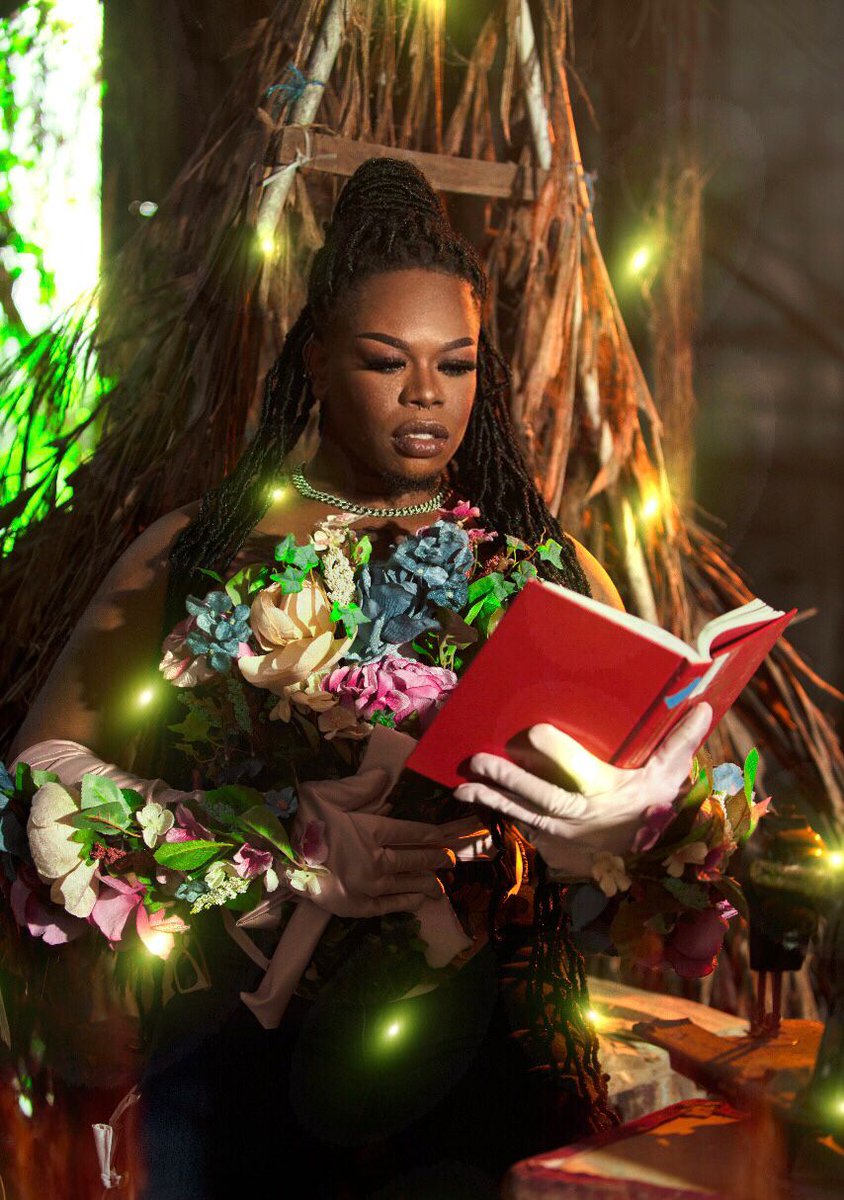 JunorMark's tweet photo. Another one down
Photo @obreyjames 
Fit @kramronuj 
Makeup @beatbymark 
Birthday shoot 2022 https://t.co/PNV3oW5Cjz