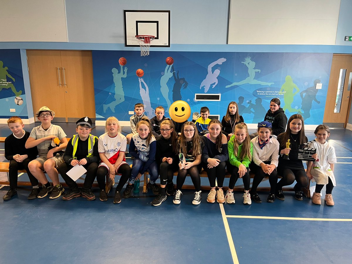 We dressed up as our ‘Future Me’, so many different jobs, we also considered the skills we would need for these jobs 😊 #antodyw #worldofwork <a href="/MrsDowdsAntoPS/">Mrs Dowds Antonine PS</a>