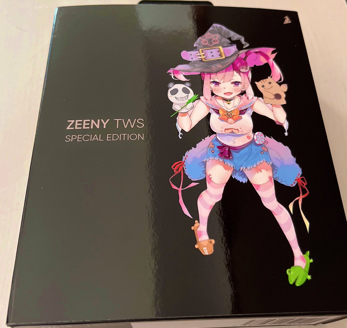 MarikaMa2rika's tweet photo. 【 #Zeeny × #VTSE 】
コラボイヤホン届きまじかる〜🫶💓
自分の声聞こえてくるの
凄く恥ずかしい🤣🤣🤣
ZEENY様素敵なイヤホンを
ありがとうございました🥲💓 https://t.co/0VLm8zY47u