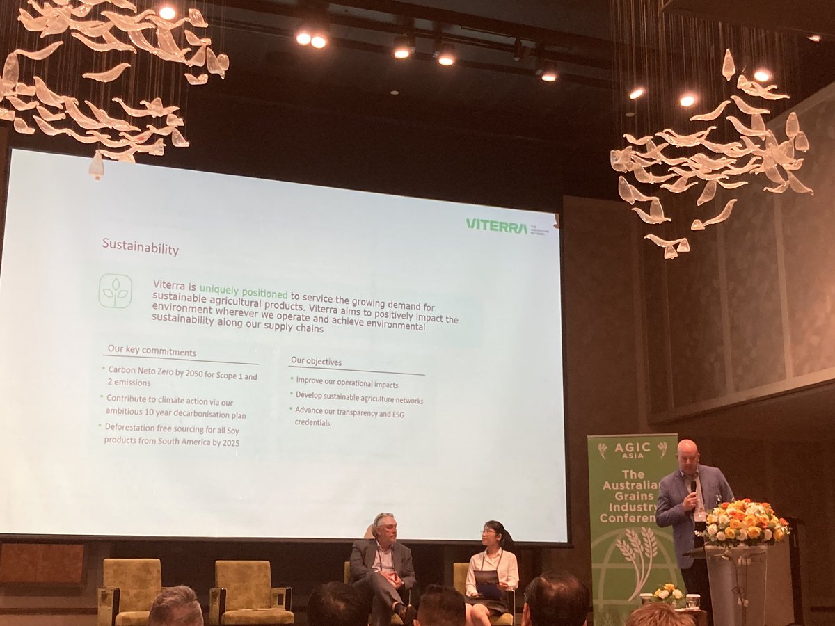 Zach Whale (@zachwhale) on Twitter photo Derek Robjohns of <a href="/ViterraAus/">Viterra Australia</a> talking through the SA outlooks and touching on sustainability <a href="/AUSGRAINSCONF/">#AGIC</a> <a href="/GrainTradeAus/">Grain Trade Aust</a> <a href="/GrainGrowersLtd/">GrainGrowers</a> Derek Robjohns of <a href="/ViterraAus/">Viterra Australia</a> talking through the SA outlooks and touching on sustainability <a href="/AUSGRAINSCONF/">#AGIC</a> <a href="/GrainTradeAus/">Grain Trade Aust</a> <a href="/GrainGrowersLtd/">GrainGrowers</a>