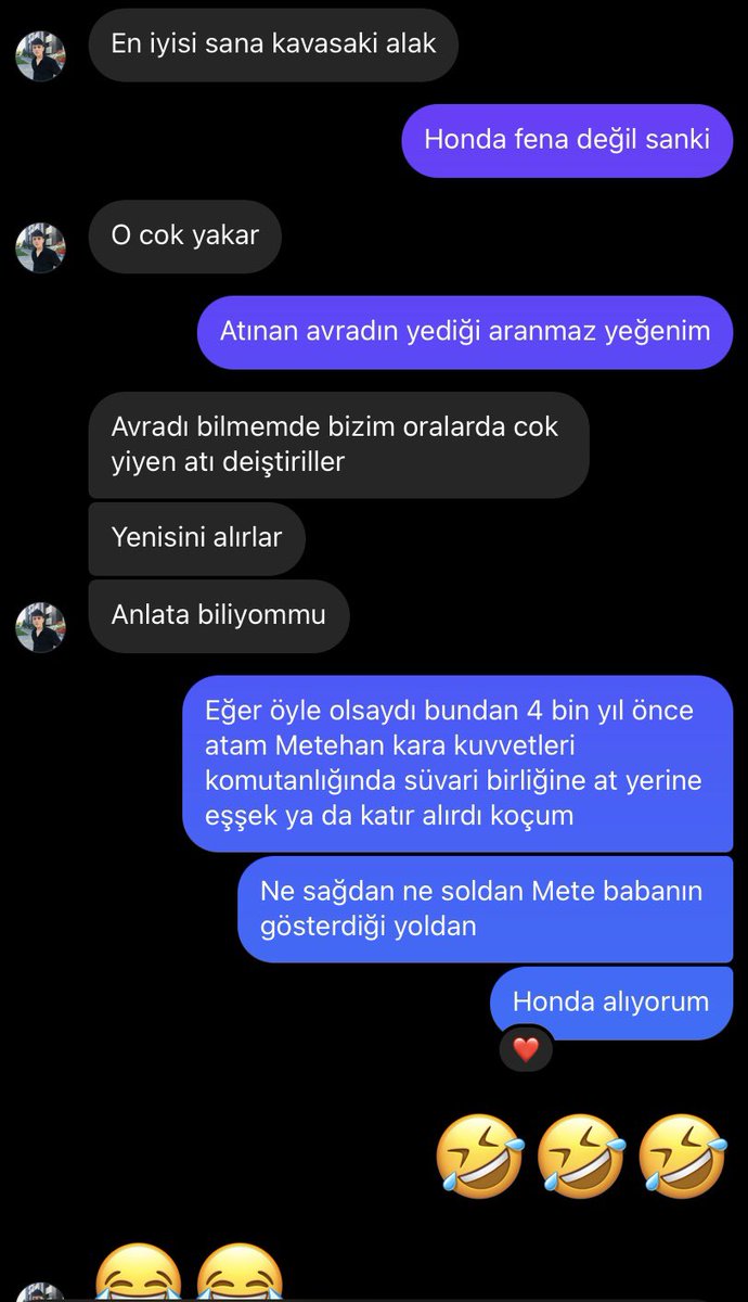 Biri bizi kurtarsın valla iyiye gitmiyoruz 🫠