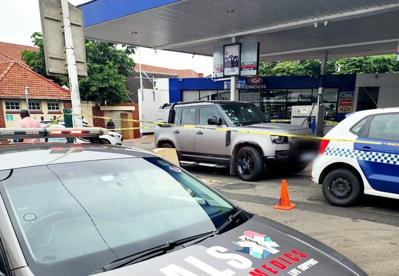 ECR_Newswatch's tweet photo. Passenger killed in drive-by shooting in Durban

https://t.co/YBnrWCR337 

@ecr9495 | @Sandyfierce_ https://t.co/dGskopnKDC