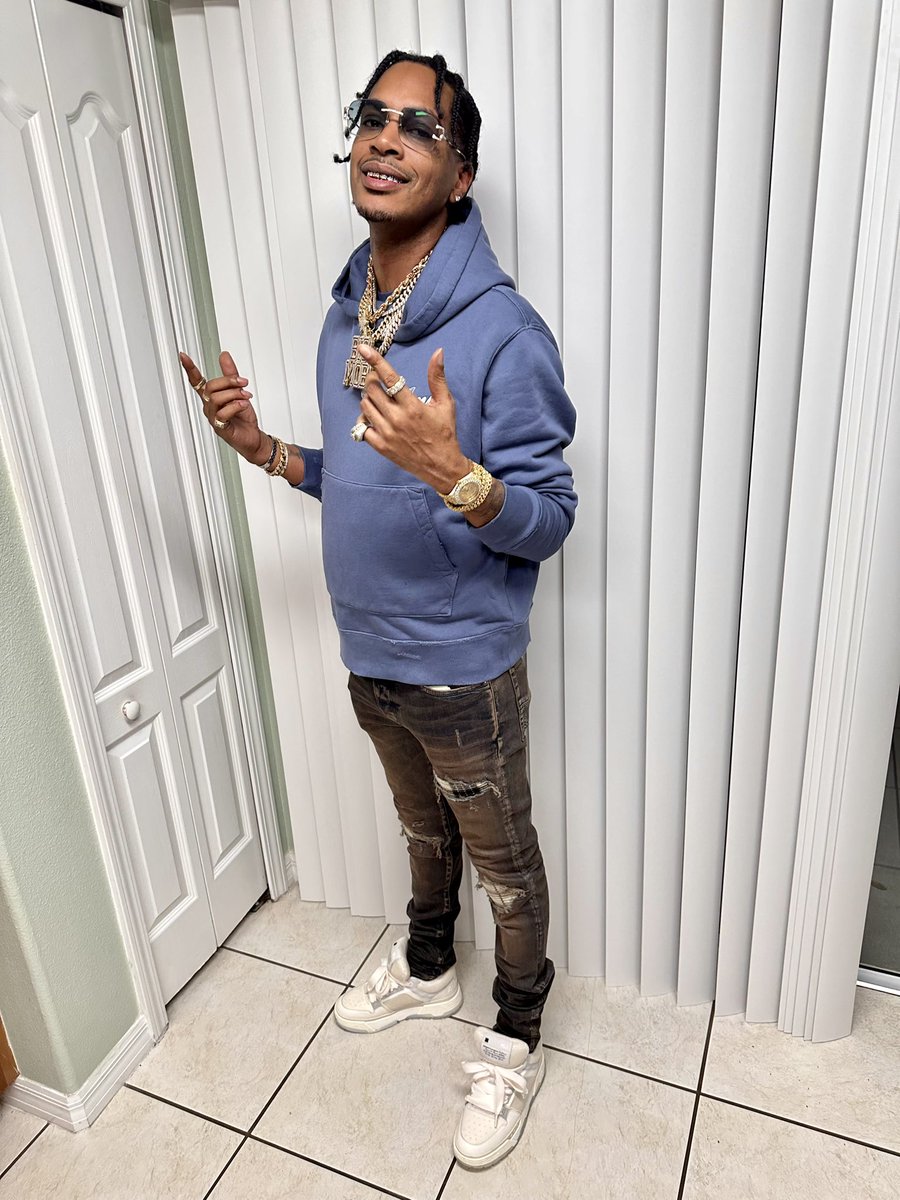 Da_Mi5ta's tweet photo. Hoe Who You Caresha Please ..??? Quit With All Dat Questioning Me ..!! Gone With All Dat Texting Me…!!!
#Bigmob #HimSay #BeenHim #Mi5ta https://t.co/ejBIAD6baO