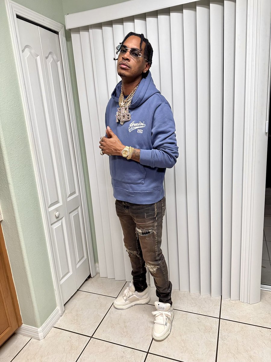 Da_Mi5ta's tweet photo. Hoe Who You Caresha Please ..??? Quit With All Dat Questioning Me ..!! Gone With All Dat Texting Me…!!!
#Bigmob #HimSay #BeenHim #Mi5ta https://t.co/ejBIAD6baO