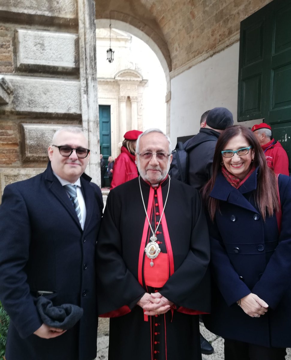 caroluscoppola's tweet photo. Con #SiranuscQuaranta incontro a sorpresa con #SuaBeatitudine #RaphaelBedros XXI #Minassian #Patriarca degli #ArmeniCattolici di #Cilicia. https://t.co/b6Ky4dcSSu