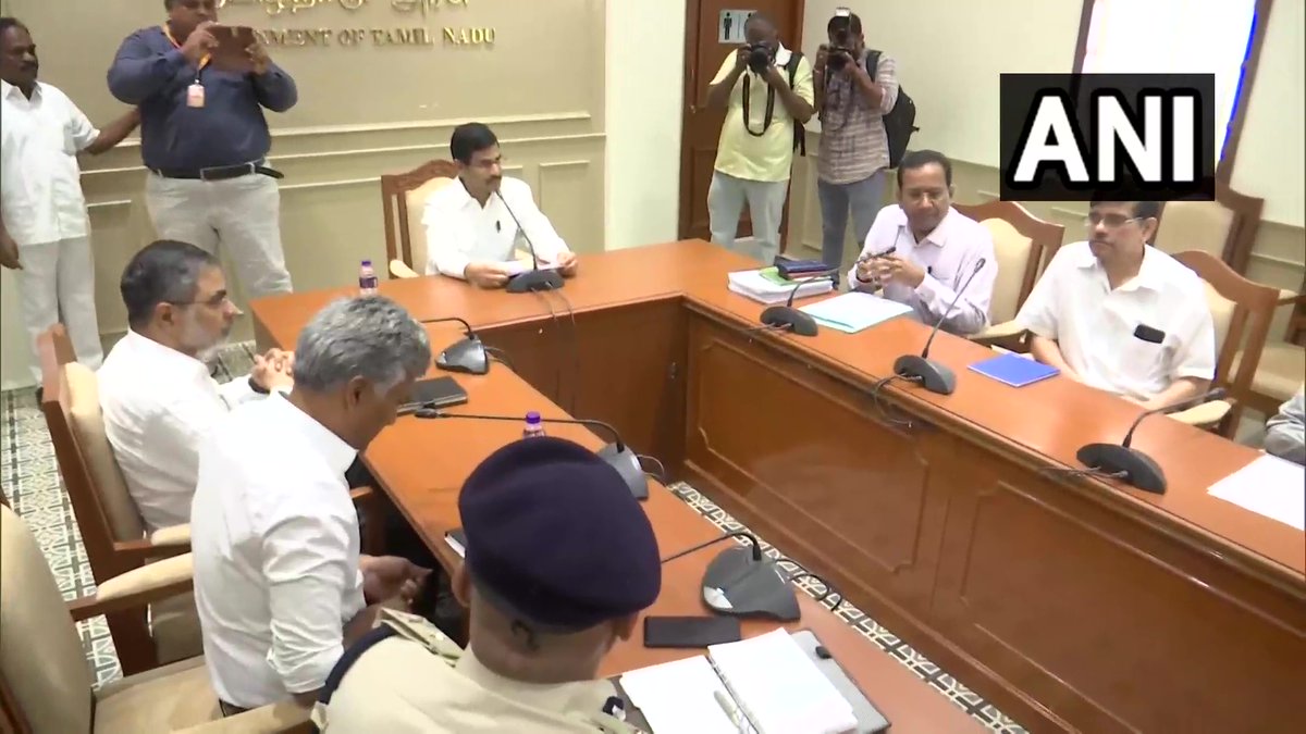 ANI on Twitter "A team of Bihar Government officials holds a meeting