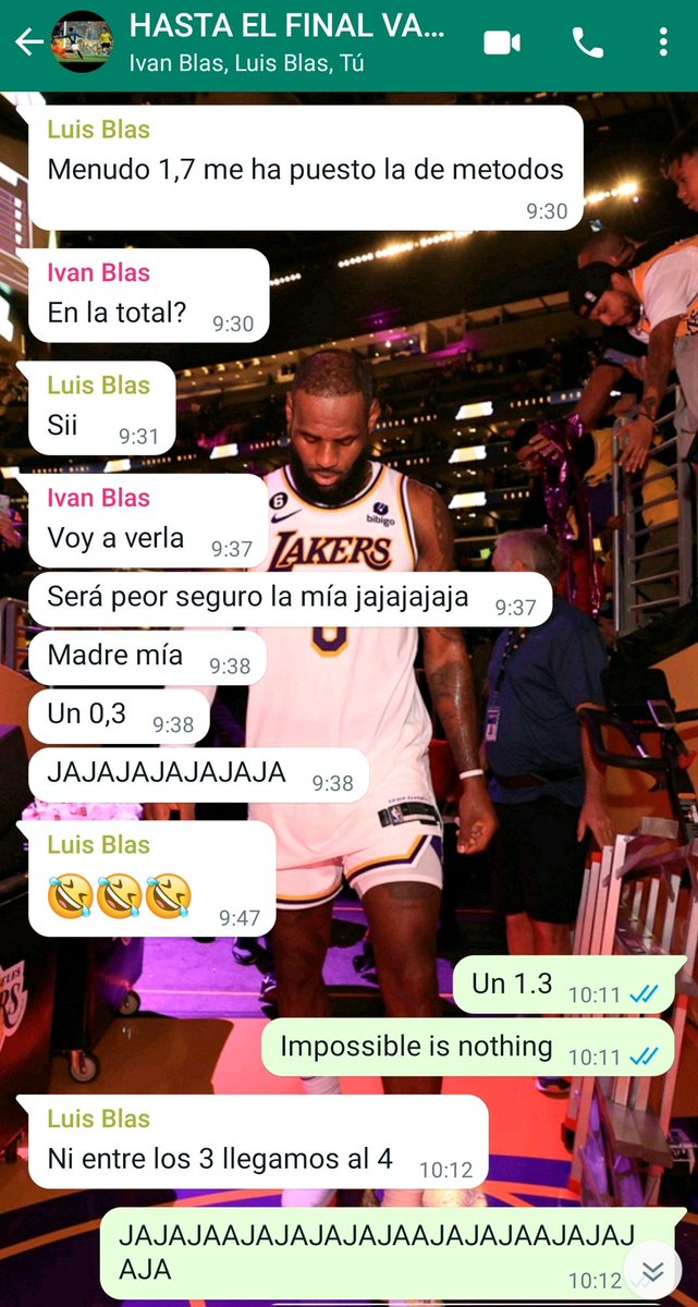 David7JM14's tweet photo. @Ivan_portillo97 @wismahe echo de menos el cigarro de Luis a las 7 y media, las cañas a las 10 am, las clases virtuales o irnos de un examen a los 10 min por no tener ni puta idea para irnos a echar un torneo de FIFA al piso o al Codere a meterle 2€ a dos tenistas japoneses ♥️ https://t.co/xcwbxNDtpE