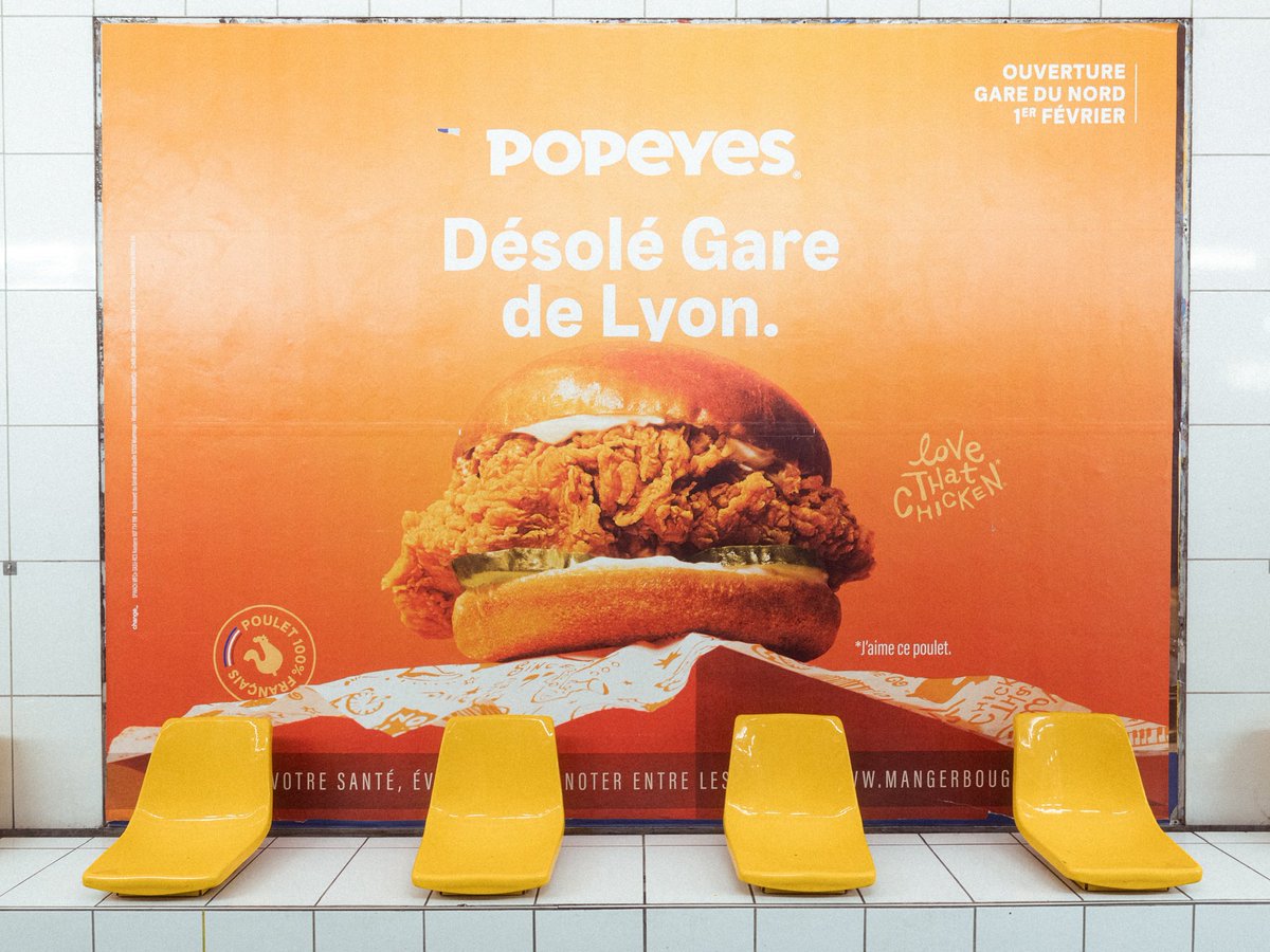 Désolé les gares.
Avec <a href="/popeyesfr/">Popeyes France</a> on a décidé de s’excuser auprès des gares d’avoir ouvert le premier resto à Gare du Nord. 
 
👏 Team @agencechange an <a href="/FCBglobal/">FCB Global</a> alliance.
