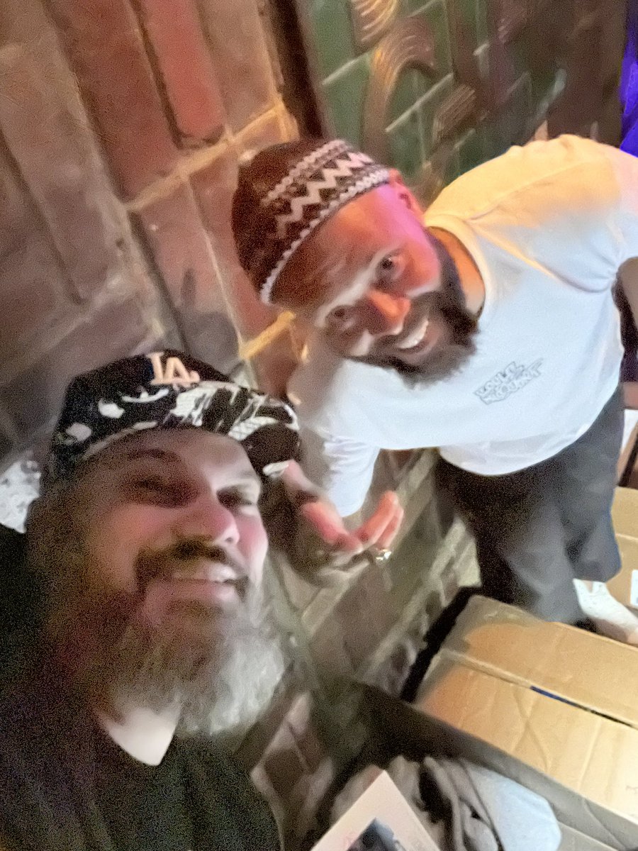 MaxBoor's tweet photo. 30th anniversary of #SoulsOfMischief #93TilInfinity album. A masterpiece! What a performance at #JazzCafe #London. Big up my @HHBITD fam #Drez & @GizmoTheFunksta for the hook-up and the @XchangeRap @DTNCollective who warmed us up for what turned out to be very memorable nite. https://t.co/c1MH4gqFiC