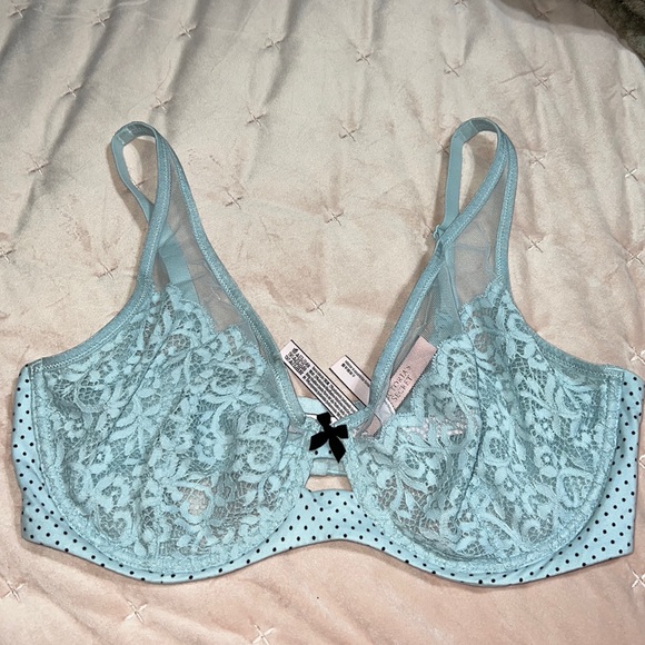 So good I had to share! Check out all the items I'm loving on <a href="/Poshmarkapp/">Poshmark</a> from <a href="/EdnaJDuran/">Edna J Duran</a> #poshmark #fashion #style #shopmycloset #victoriassecret: posh.mk/WiQQbfP5Xxb